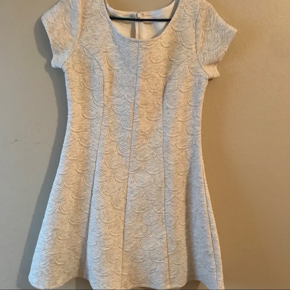 Beautiful cream color dress, like new
